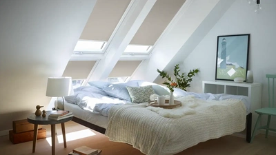 Kupite najmanje jedan VELUX krovni prozor sa ručnim upravljanjem, opšivku i BDX set kod odabranog distributera u periodu od 15. septembra - 26. oktobra